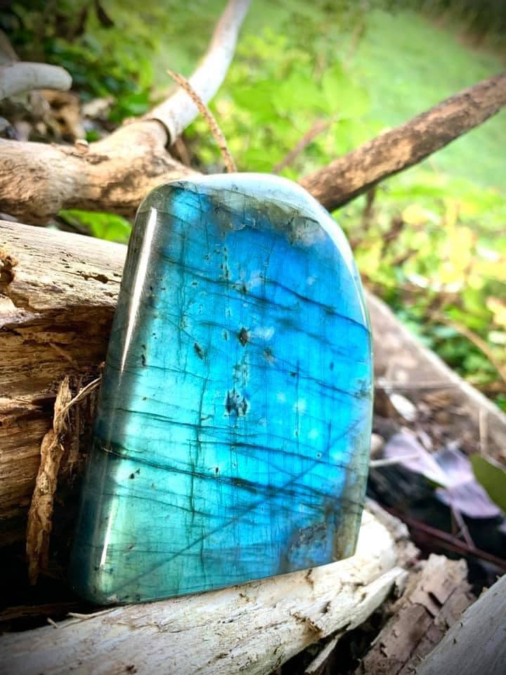 Labradorite - Natiorabe